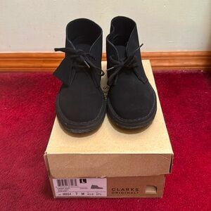 Women’s Black Desert Boot Clark Suede